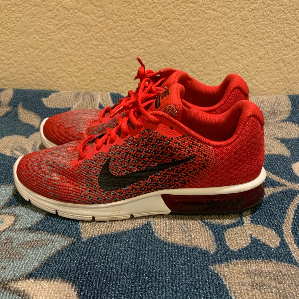 Nike Men's Sequent 3 (size 10)